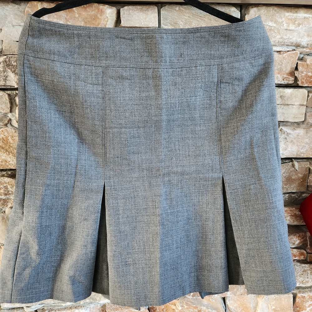 LOFT A-Line Gray Skirt